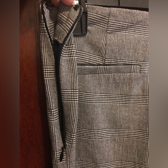 Pants Pants - Picture 2 of 6